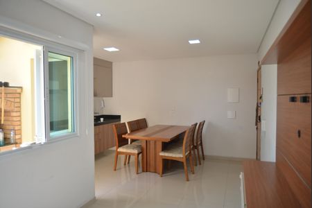 Sala de apartamento para alugar com 2 quartos, 52m² em Vila Camilópolis, Santo André
