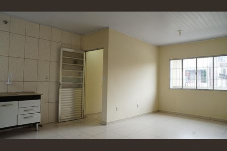 Sala/Cozinha de casa para alugar com 1 quarto, 30m² em Jardim Presidente Dutra, Guarulhos