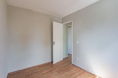 Quarto 2 de apartamento para alugar com 2 quartos, 55m² em Vila Vermelha, São Paulo