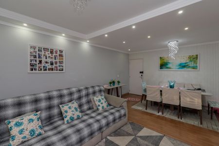 Apartamento à venda com 105m², 3 quartos e 2 vagas Apartamento à venda com 105m², 3 quartos e 2 vagasSala