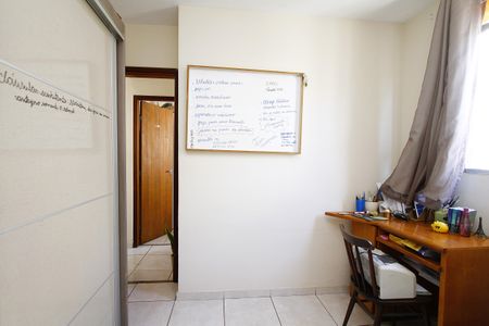 Apartamento à venda com 48m², 2 quartos e 1 vagaQuarto 2