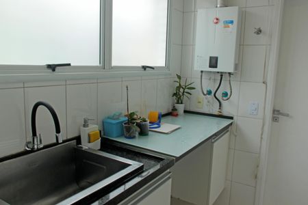 Apartamento para alugar com 166m², 3 quartos e 1 vagaCozinha e Área de Serviço