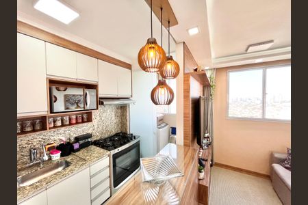Apartamento à venda com 39m², 2 quartos e 1 vaga Apartamento à venda com 39m², 2 quartos e 1 vagaSala/Cozinha