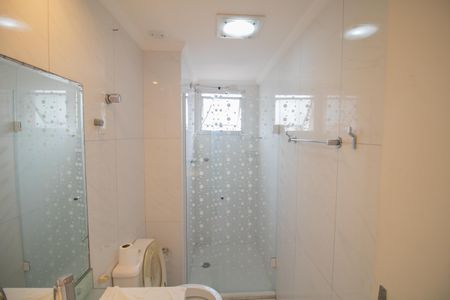 Apartamento à venda com 63m², 2 quartos e 2 vagasBANHEIRO