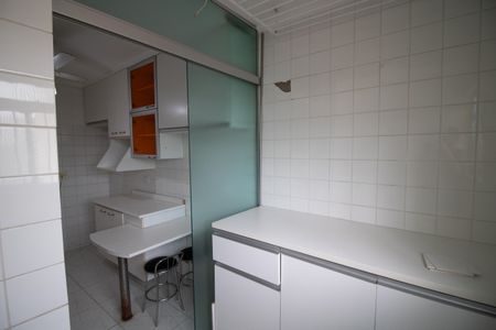 Apartamento à venda com 63m², 2 quartos e 2 vagasÁREA DE SERVIÇO