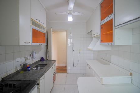 Apartamento à venda com 63m², 2 quartos e 2 vagasCOZINHA