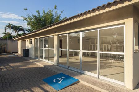 Apartamento para alugar com 48m², 2 quartos e 1 vaga Apartamento para alugar com 48m², 2 quartos e 1 vagaÁrea comum - Salão de festas