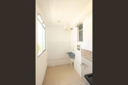 Apartamento para alugar com 48m², 2 quartos e 1 vaga Apartamento para alugar com 48m², 2 quartos e 1 vagaCozinha e Área de Serviço