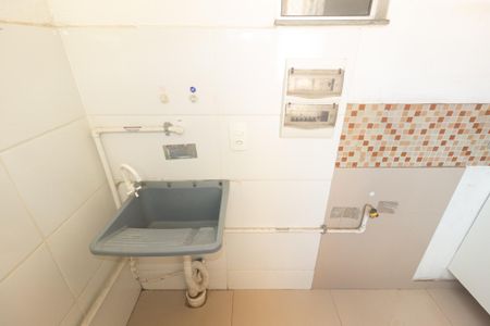 Apartamento para alugar com 48m², 2 quartos e 1 vaga Apartamento para alugar com 48m², 2 quartos e 1 vagaCozinha e Área de Serviço
