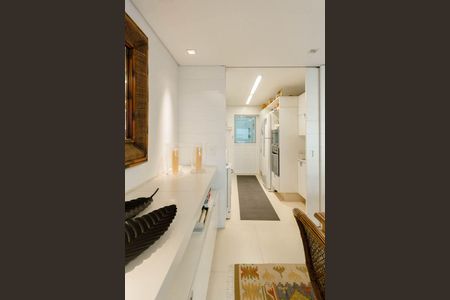 Apartamento à venda com 131m², 3 quartos e 4 vagasSala