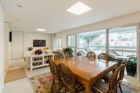 Apartamento à venda com 131m², 3 quartos e 4 vagasSala