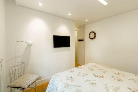 Apartamento à venda com 131m², 3 quartos e 4 vagasQuarto