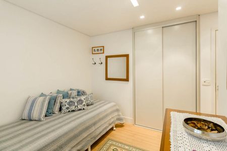 Apartamento à venda com 131m², 3 quartos e 4 vagasQuarto
