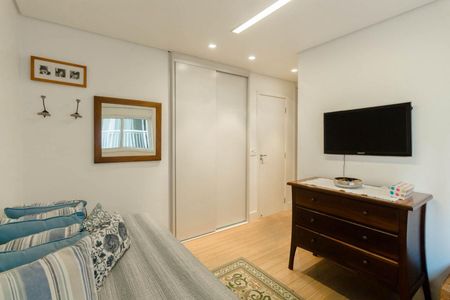 Apartamento à venda com 131m², 3 quartos e 4 vagasQuarto