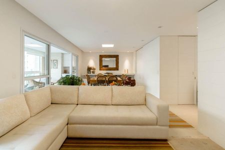 Apartamento à venda com 131m², 3 quartos e 4 vagasSala