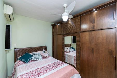 Casa à venda com 473m², 5 quartos e sem vaga Casa à venda com 473m², 5 quartos e sem vaga2º andar - Quarto