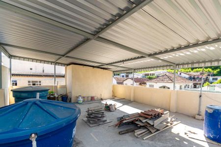 Casa à venda com 473m², 5 quartos e sem vaga Casa à venda com 473m², 5 quartos e sem vagaTerraço