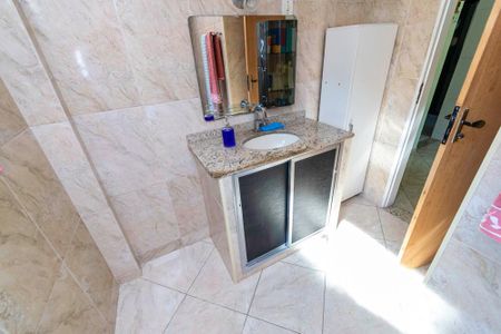 Casa à venda com 473m², 5 quartos e sem vaga Casa à venda com 473m², 5 quartos e sem vaga2º andar - Banheiro