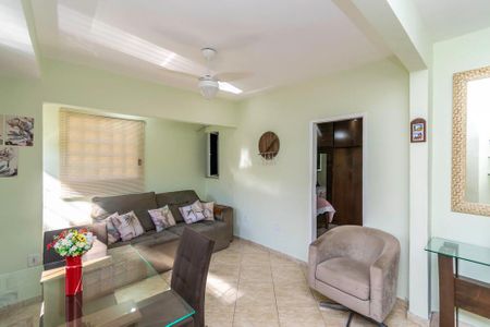 Casa à venda com 473m², 5 quartos e sem vaga Casa à venda com 473m², 5 quartos e sem vaga2º andar - Sala