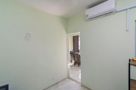 Casa à venda com 473m², 5 quartos e sem vaga Casa à venda com 473m², 5 quartos e sem vaga3º andar - Quarto