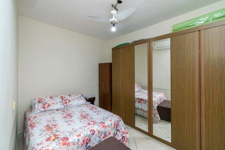 1º andar - Quarto 2 de casa à venda com 5 quartos, 473m² em Penha, Rio de Janeiro