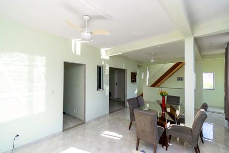 Casa à venda com 473m², 5 quartos e sem vaga Casa à venda com 473m², 5 quartos e sem vaga3º andar - Sala