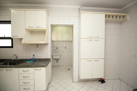 Apartamento para alugar com 89m², 3 quartos e 2 vagasCozinha