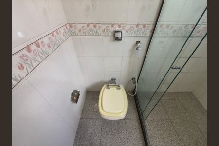 Casa de condomínio à venda com 622m², 3 quartos e 6 vagas