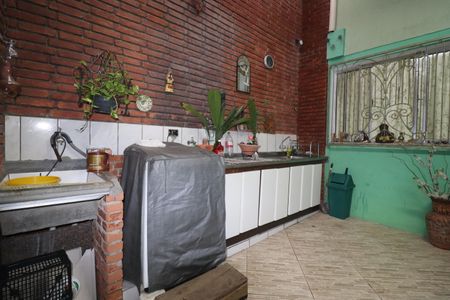 Casa para alugar com 70m², 4 quartos e 1 vagaÁrea de Serviço