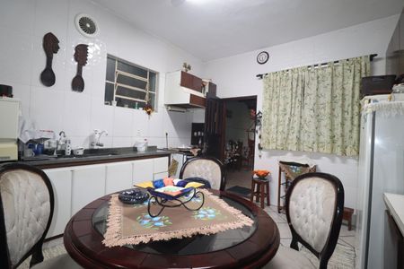 Casa para alugar com 70m², 4 quartos e 1 vagaCozinha