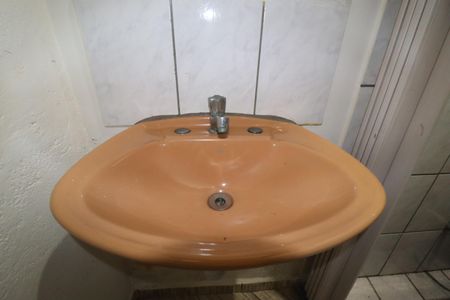 Casa para alugar com 70m², 4 quartos e 1 vagaBanheiro Garagem 