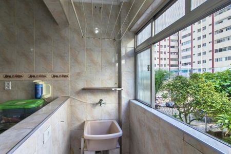 Apartamento para alugar com 75m², 2 quartos e 1 vagaÁrea de Serviço