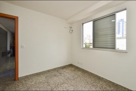 Quarto de apartamento à venda com 1 quarto, 73m² em Floresta, Belo Horizonte