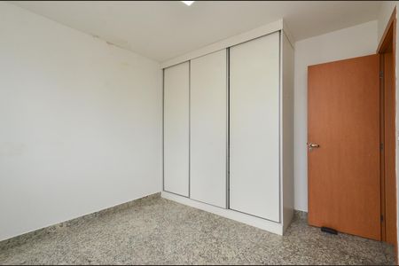 Quarto de apartamento à venda com 1 quarto, 73m² em Floresta, Belo Horizonte