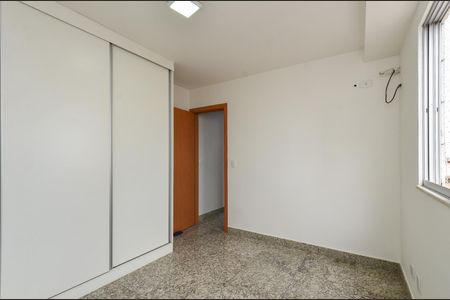 Apartamento à venda com 73m², 1 quarto e 2 vagas Apartamento à venda com 73m², 1 quarto e 2 vagasQuarto