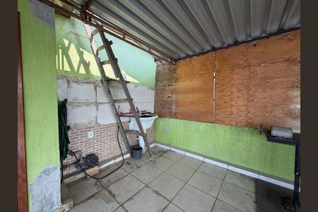 Casa para alugar com 100m², 2 quartos e 1 vagaÁrea de risco 