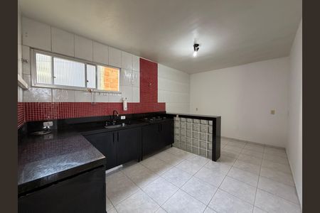 Casa para alugar com 100m², 2 quartos e 1 vagaCozinha