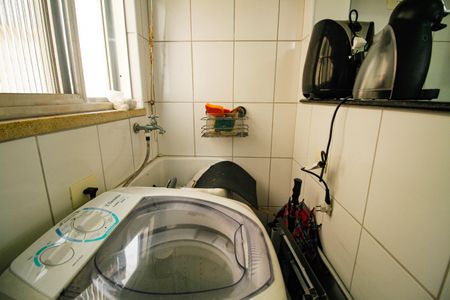 Área de Serviço de apartamento para alugar com 1 quarto, 56m² em Guilhermina, Praia Grande