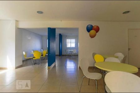Apartamento à venda com 57m², 2 quartos e 1 vagaÁrea comum 