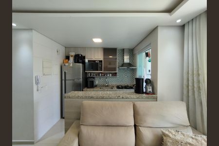 Apartamento à venda com 57m², 2 quartos e 1 vaga Apartamento à venda com 57m², 2 quartos e 1 vagaCozinha - Armários