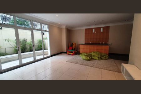 Foto 15 de apartamento para alugar com 4 quartos, 212m² em Vila Nova Conceição, São Paulo