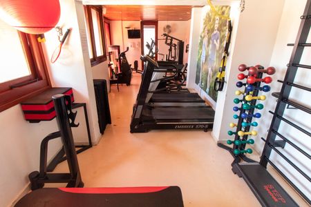 Apartamento para alugar com 125m², 3 quartos e 2 vagasÁREA COMUM - ACADEMIA