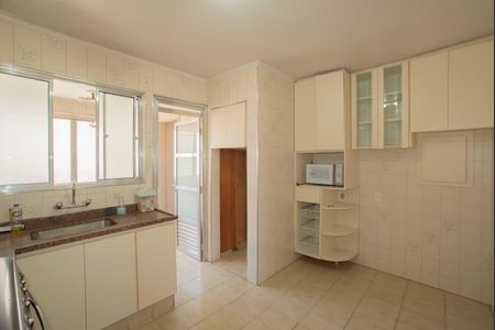Apartamento para alugar com 86m², 2 quartos e 1 vagaCozinha
