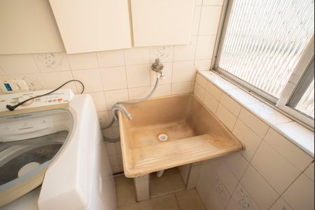 Apartamento para alugar com 86m², 2 quartos e 1 vagaÁrea de Serviço