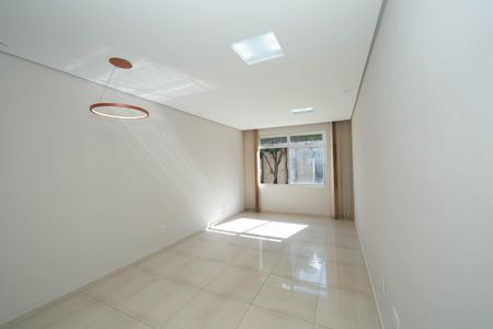SALA de apartamento para alugar com 3 quartos, 108m² em Buritis, Belo Horizonte
