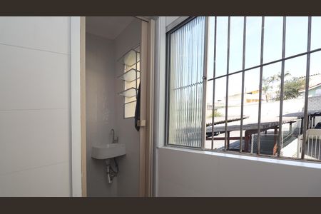 Apartamento para alugar com 58m², 2 quartos e 1 vagaÁrea de Serviço