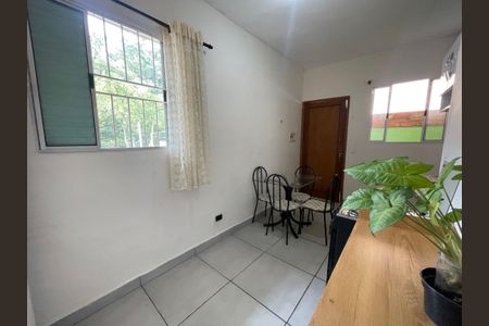 Sala/Cozinha de casa para alugar com 1 quarto, 40m² em Jardim Celeste, São Paulo