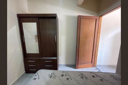 Quarto de casa para alugar com 1 quarto, 40m² em Jardim Celeste, São Paulo