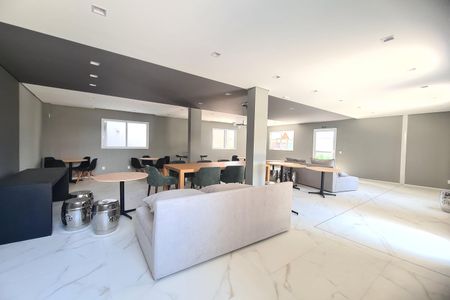 Apartamento para alugar com 37m², 2 quartos e sem vagaÁrea comum - Salão de festas