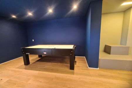 Apartamento para alugar com 37m², 2 quartos e sem vagaCoWork